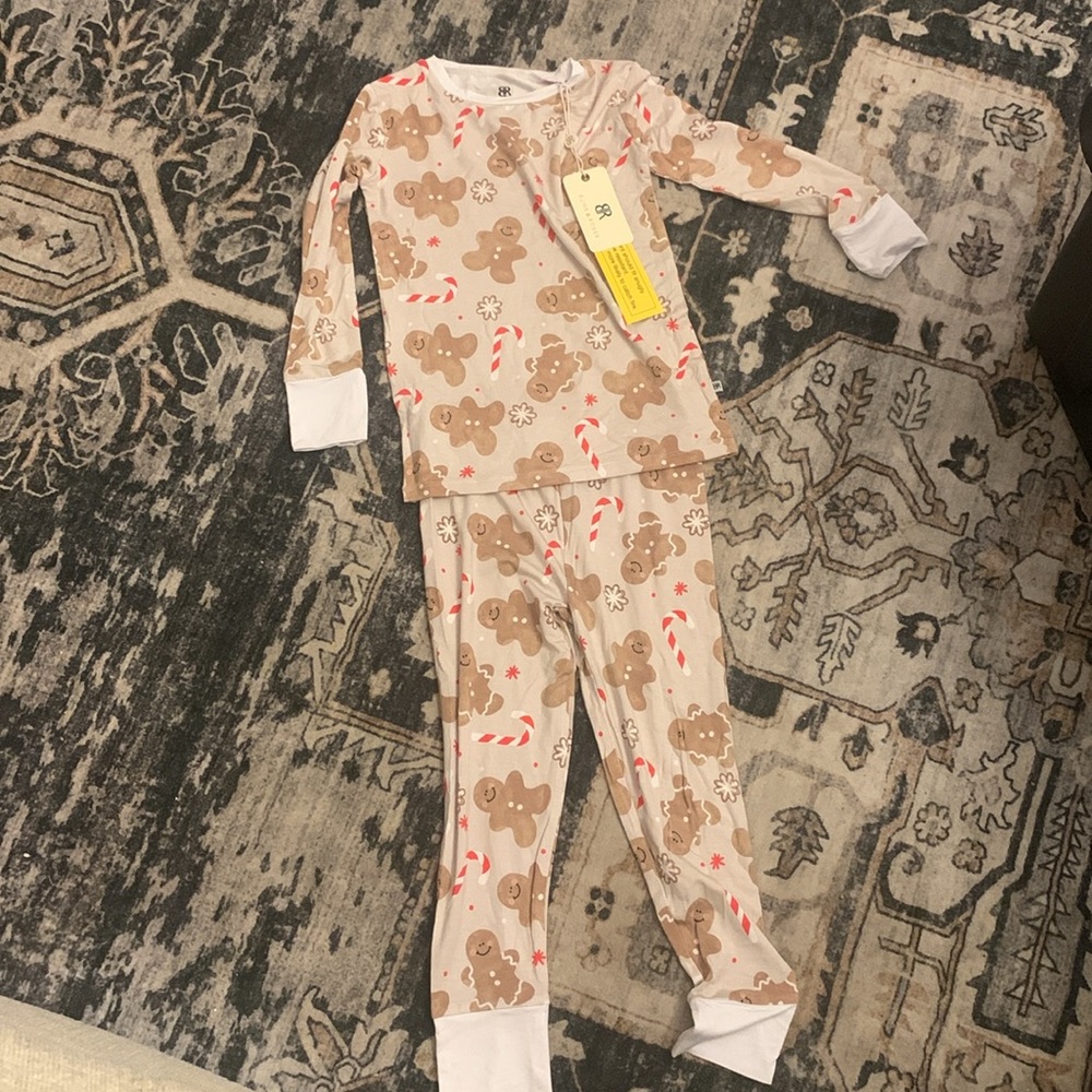 Bums & Roses Two- Piece Pajama Set - Picture 4 of 5